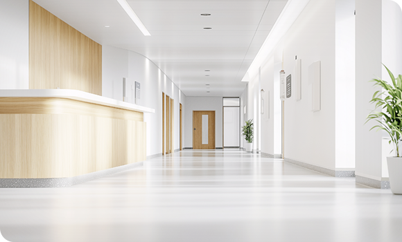 平日は夜20時まで診療、土日の診療・検査にも対応